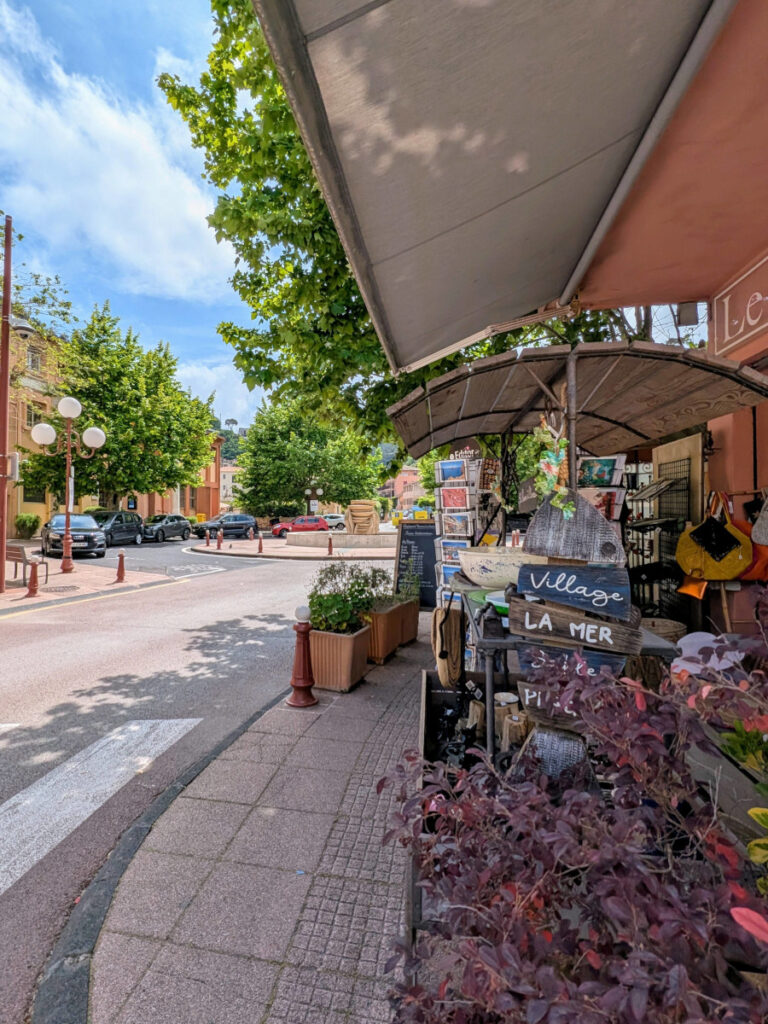 Centre-ville de Théoule.