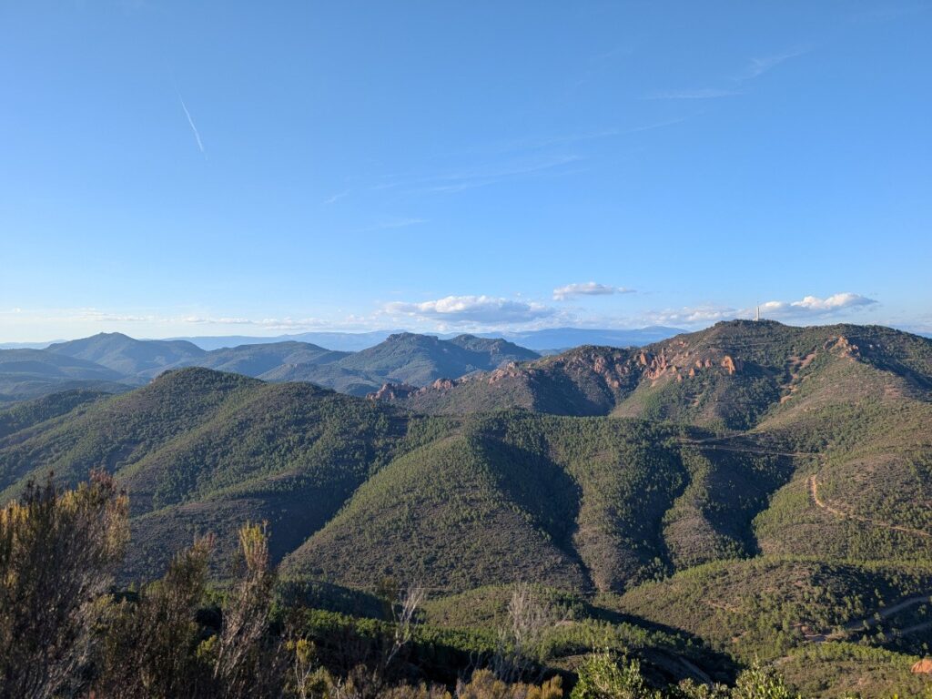 Le Massif de l'Estérel.