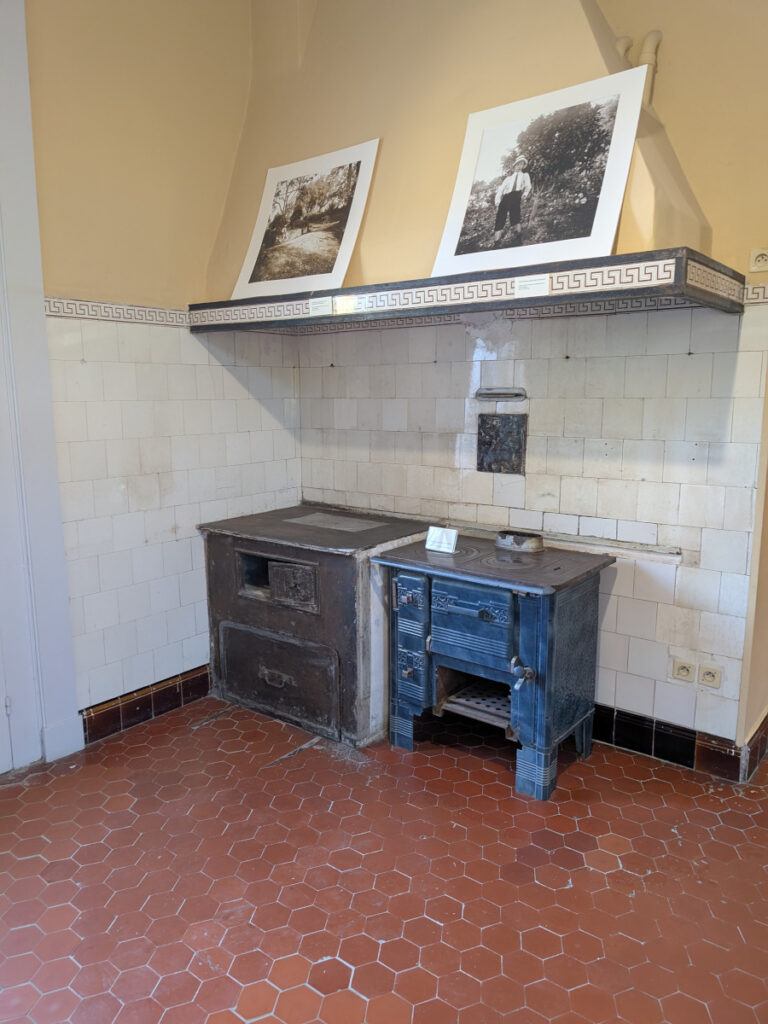 Cuisine dans la maison du peintre Renoir à Cagnes.