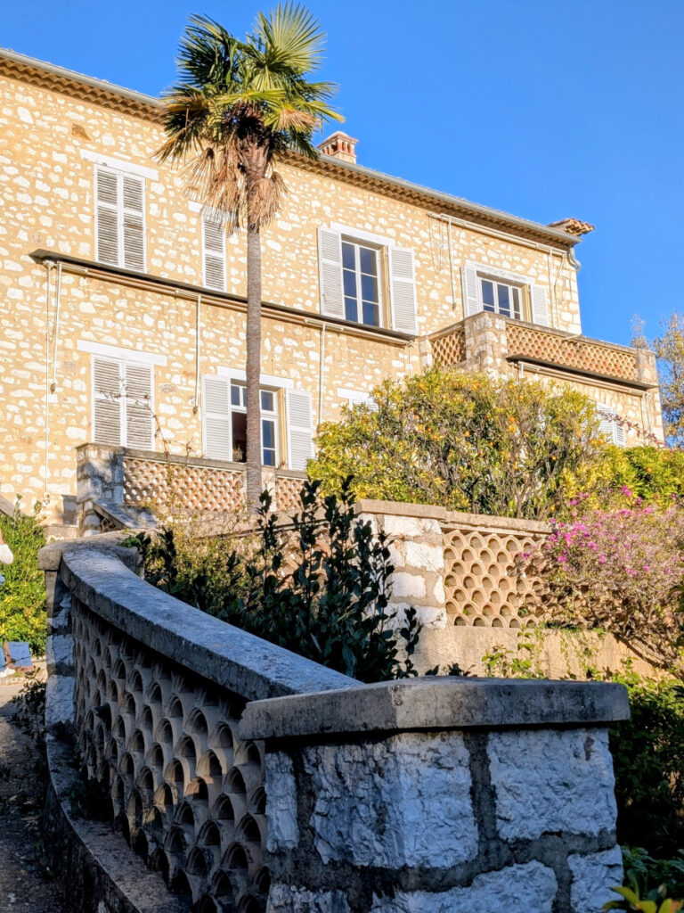 La maison où vécut le peintre Pierre-Auguste Renoir à Cagnes-sur-Mer.