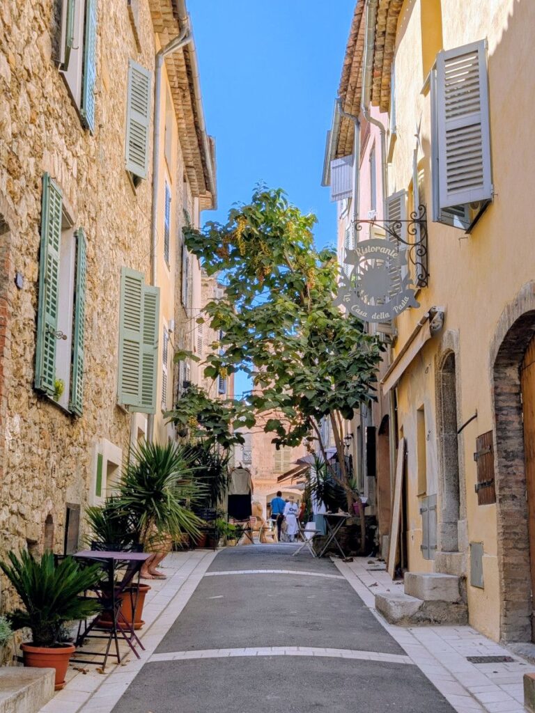 Le village de Valbonne.